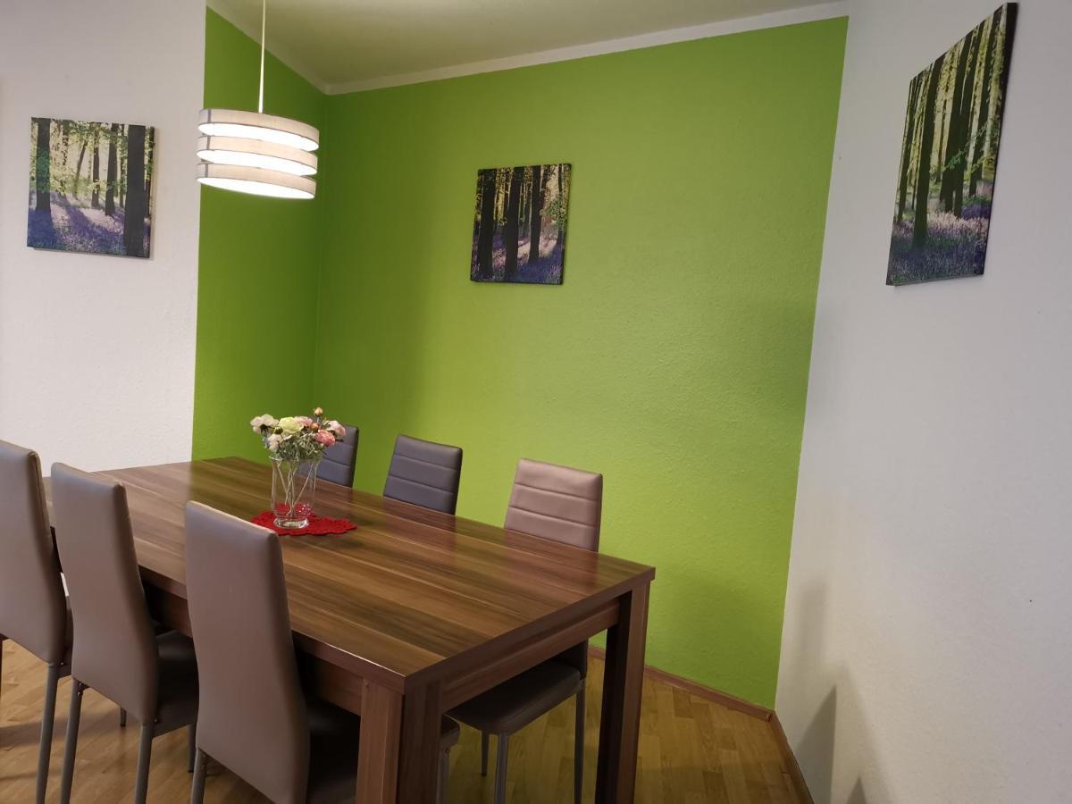 Gute Laune Mit Terrasse Und Garten Zentral FDH Kültér fotó