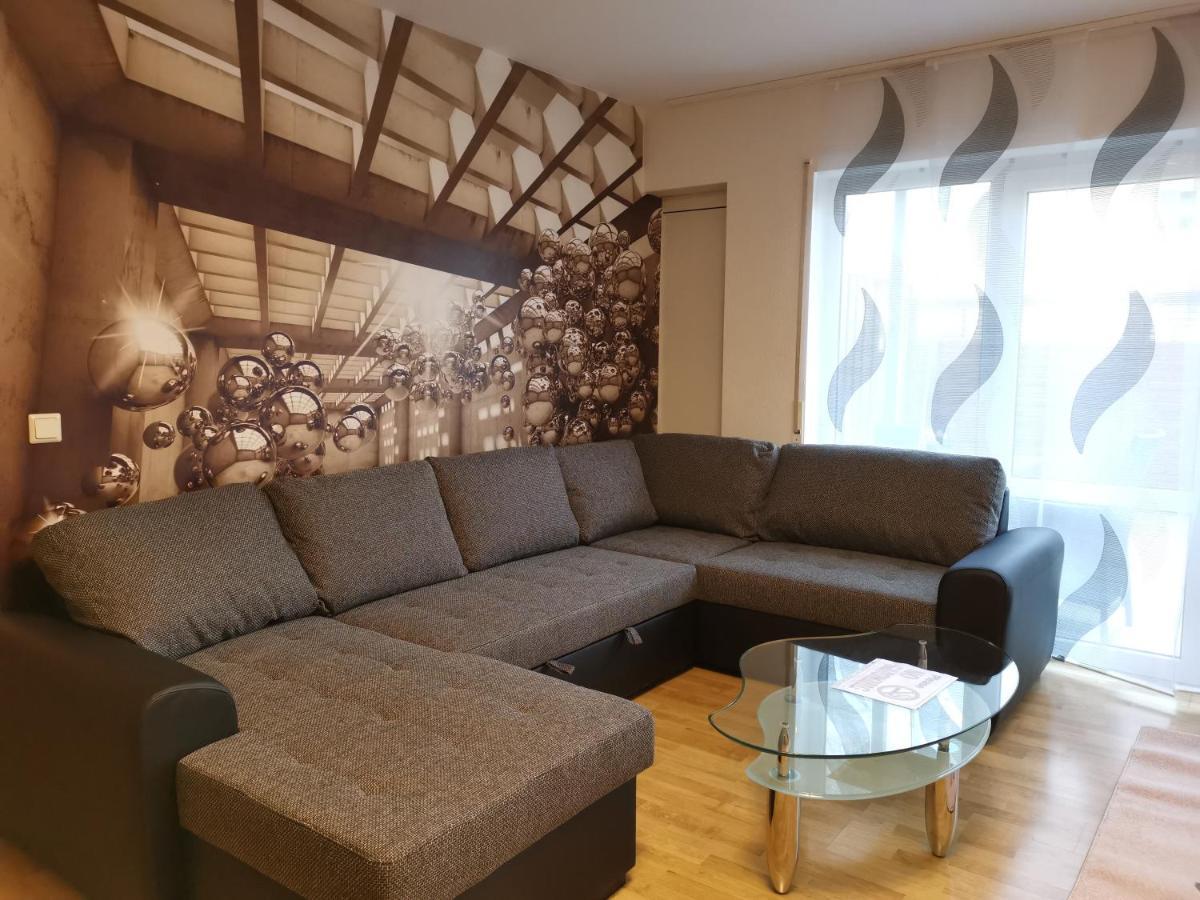 Gute Laune Mit Terrasse Und Garten Zentral FDH Kültér fotó